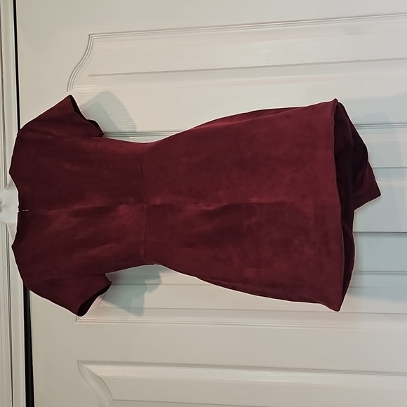 AQUA Burgundy Faux Suede Asymmetrical A-LINE Mini Dress Sz M NWOT MSRP $78 - Picture 6 of 9